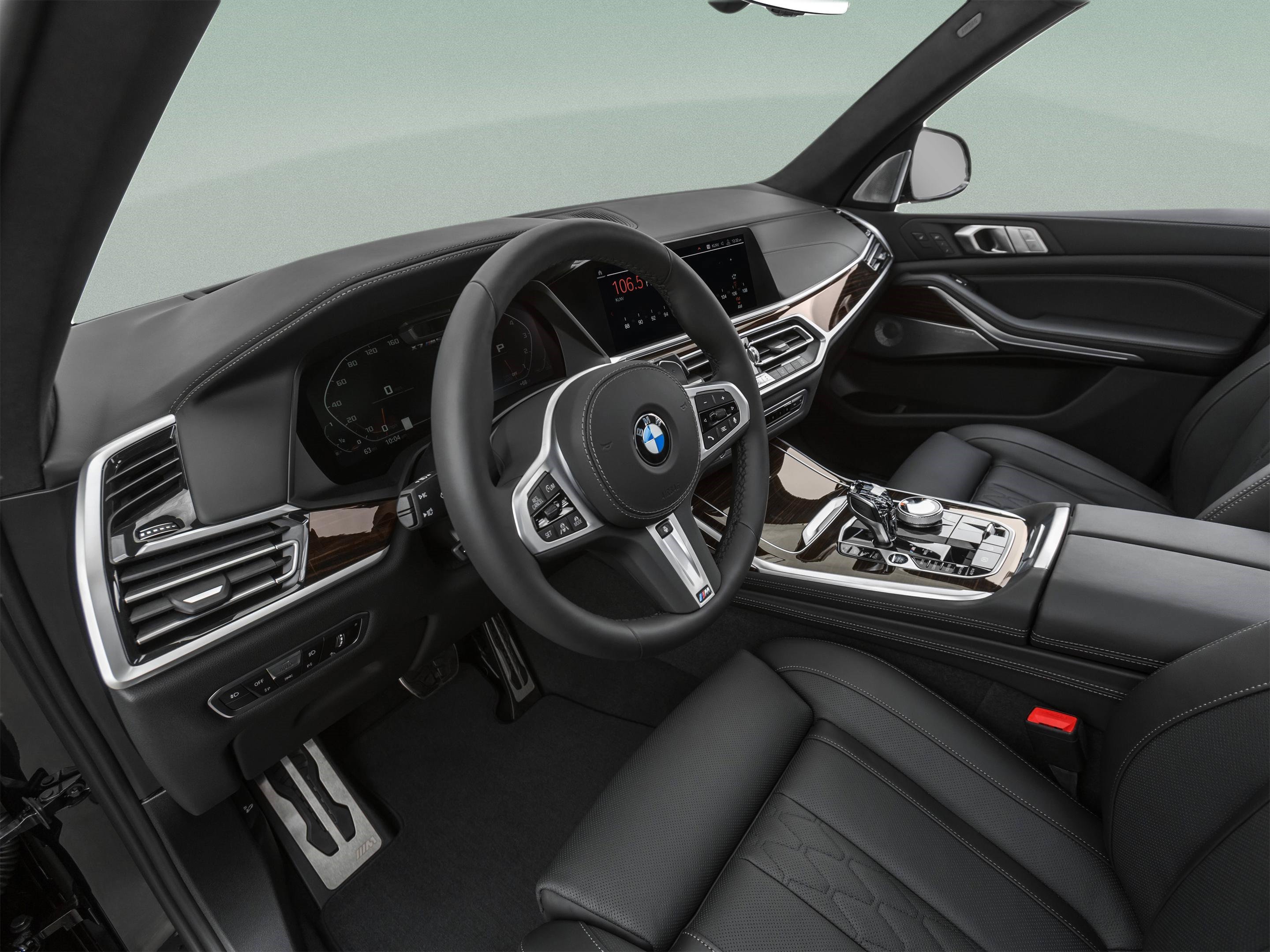 Used 2022 BMW X7 M50i w/ Dynamic Handling Package AWD/4WD image 46