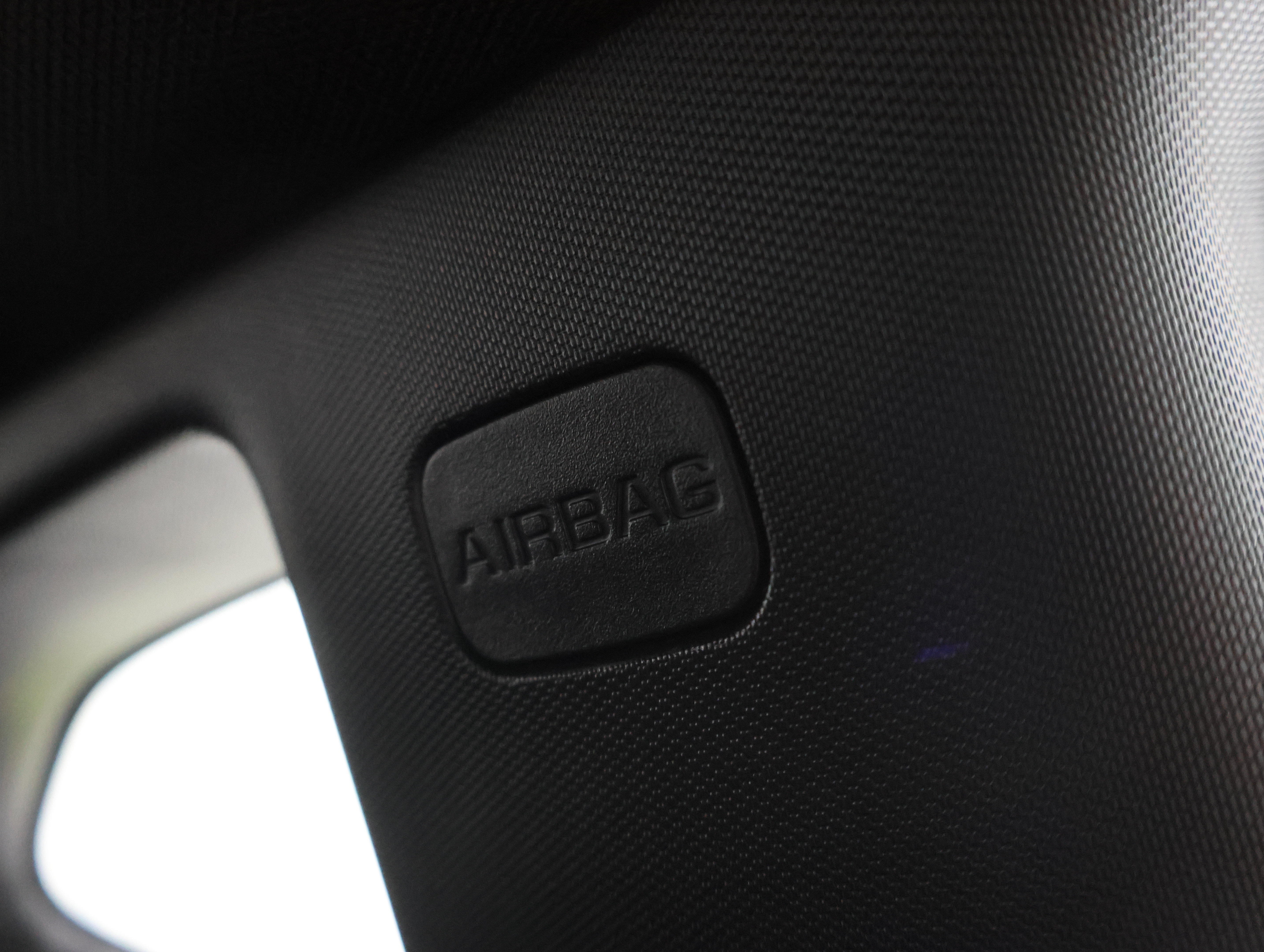 Used 2020 Chevrolet Camaro SS RWD image 39