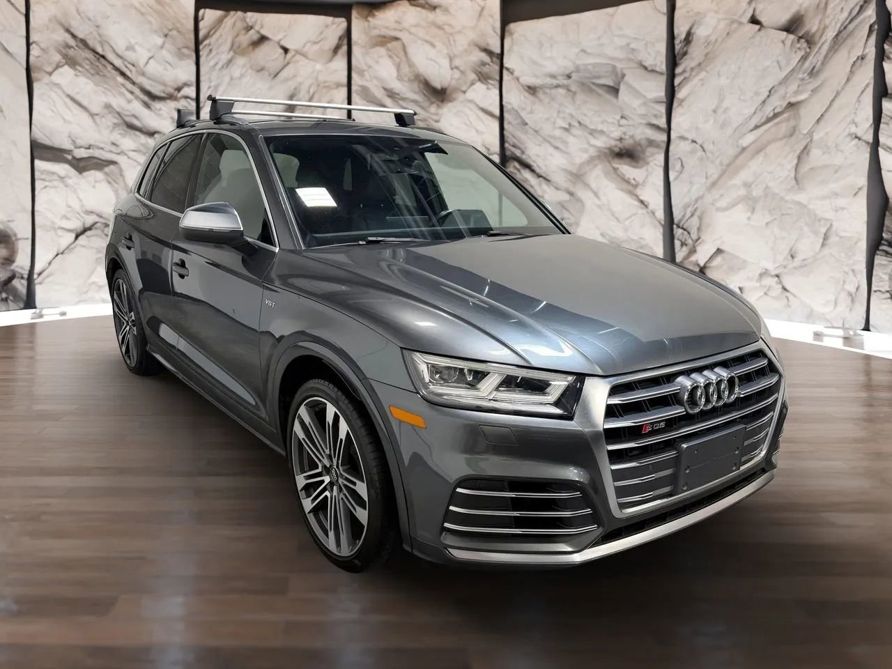 Used 2018 Audi SQ5 Premium Plus w/ S Sport Package AWD/4WD image 3