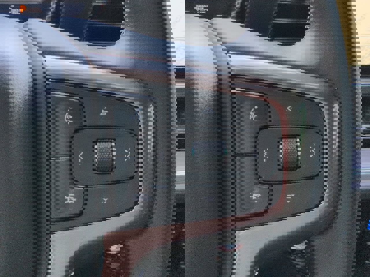 Used 2024 Chevrolet Silverado 2500 High Country w/ Technology Package image 26