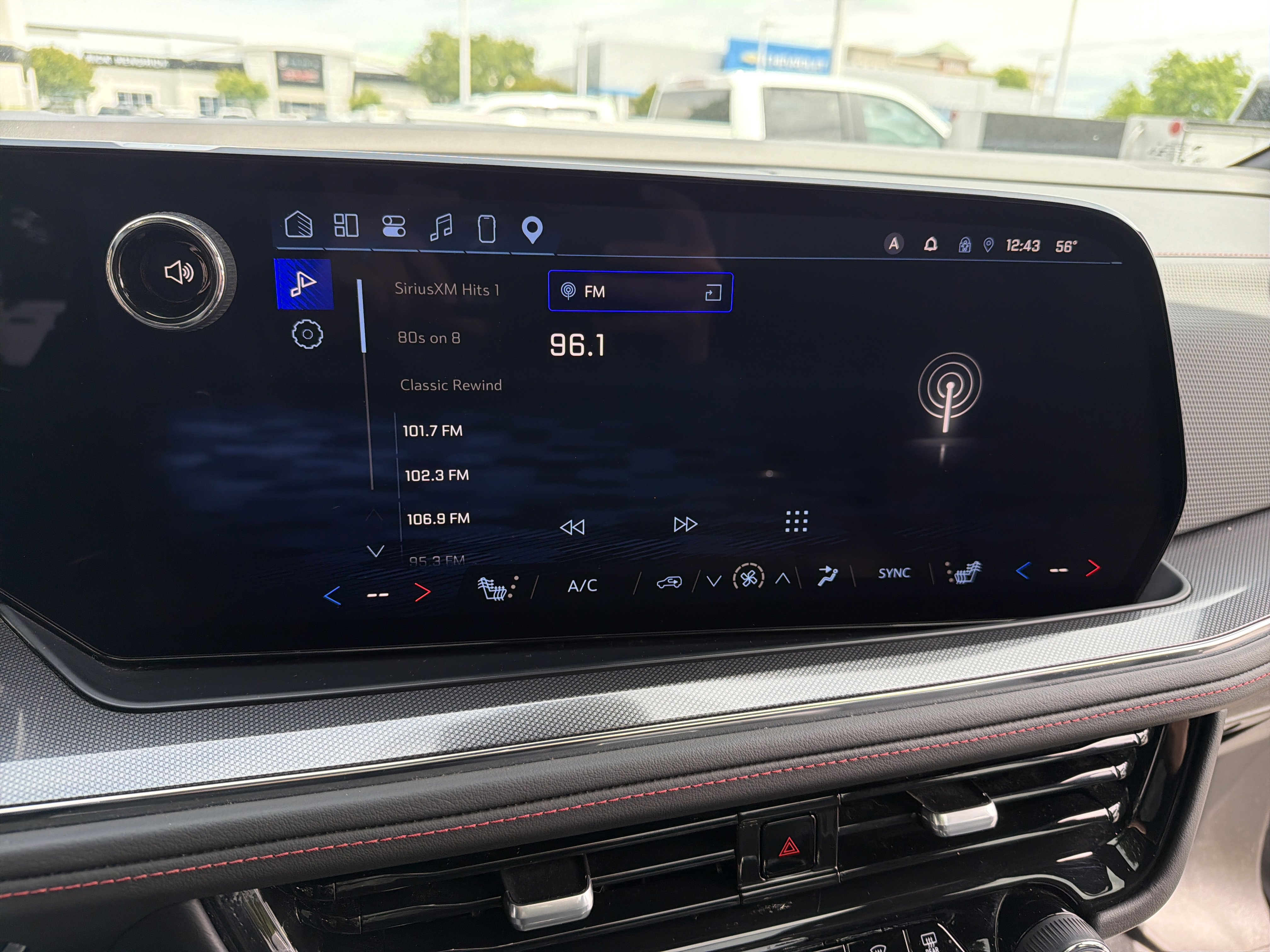 Used 2025 Chevrolet Tahoe RST w/ Comfort Package AWD/4WD image 23