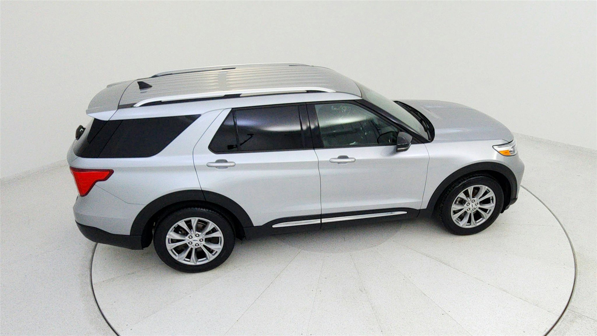 Used 2023 Ford Explorer Limited w/ Equipment Group 301A image 28