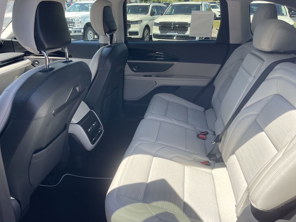 New 2026 Lincoln Nautilus Reserve w/ Jet Appearance Package AWD/4WD image 29
