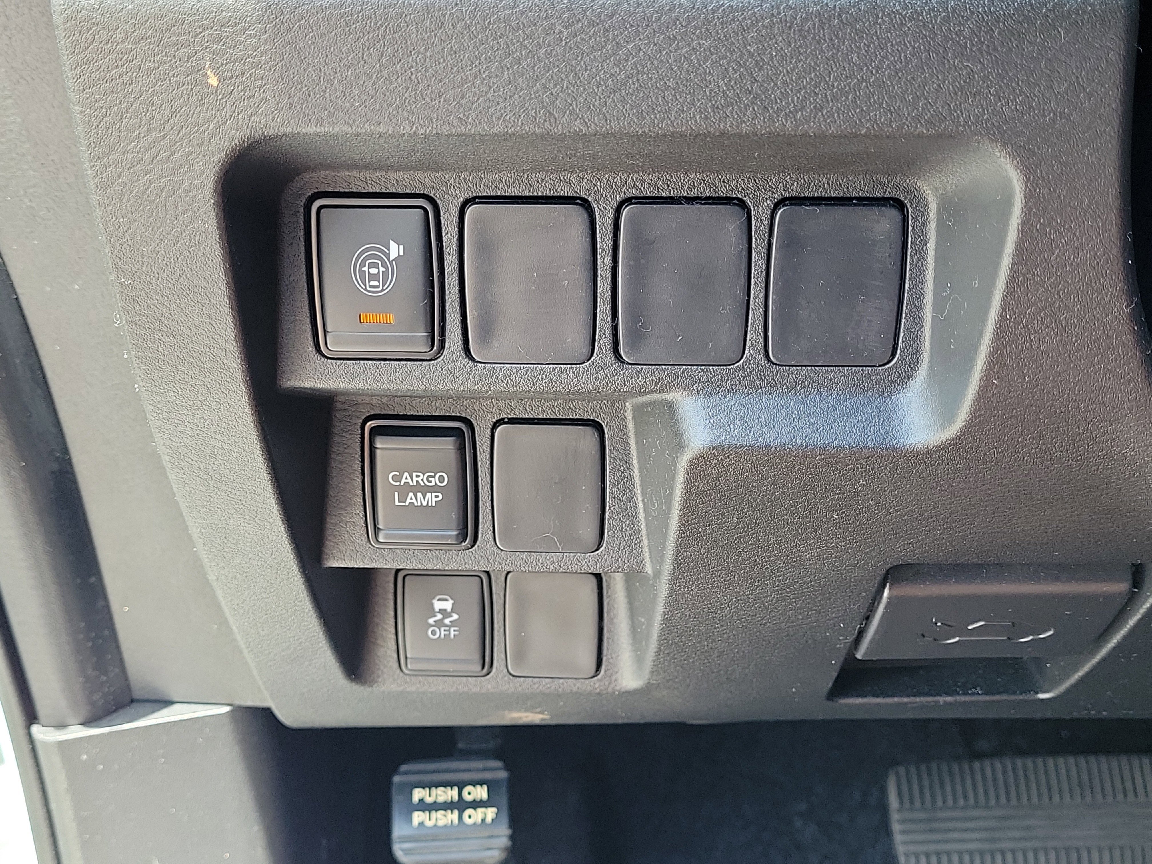 Certified 2024 Nissan Frontier SV w/ Technology Package RWD image 23