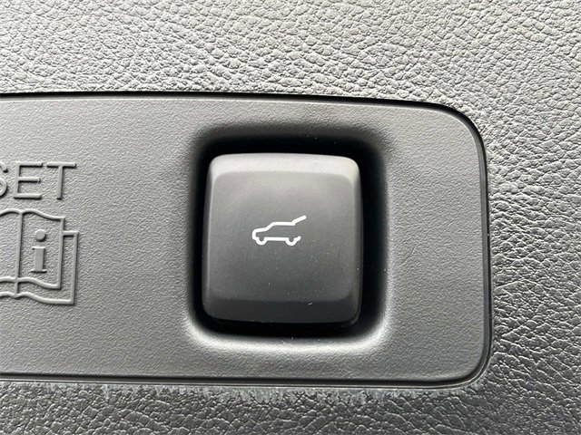 New 2025 Lincoln Corsair Grand Touring image 13