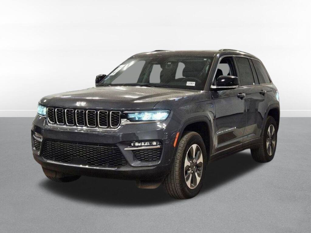 New 2024 Jeep Grand Cherokee Limited 4xe w/ Luxury Tech Group II