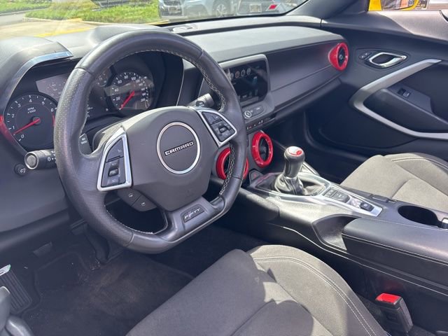 Used 2017 Chevrolet Camaro SS RWD image 11