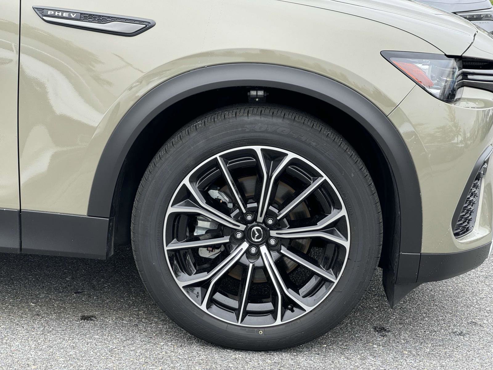 Used 2025 MAZDA CX-70 Plug-In Hybrid w/ Premium Plus image 9