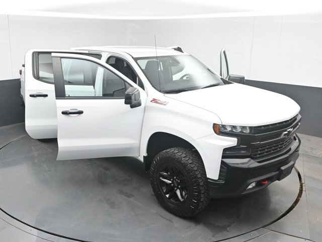 Used 2019 Chevrolet Silverado 1500 LT Trail Boss AWD/4WD image 46