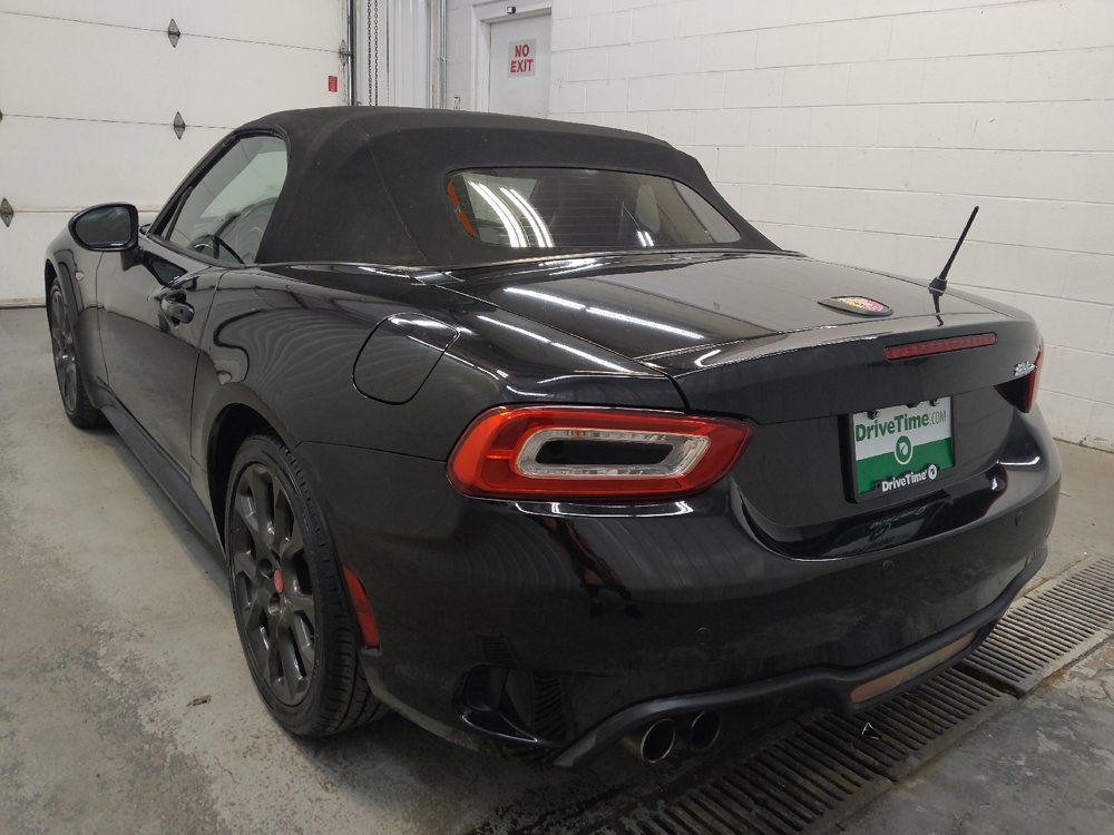 Used 2017 FIAT 124 Spider Abarth RWD image 5