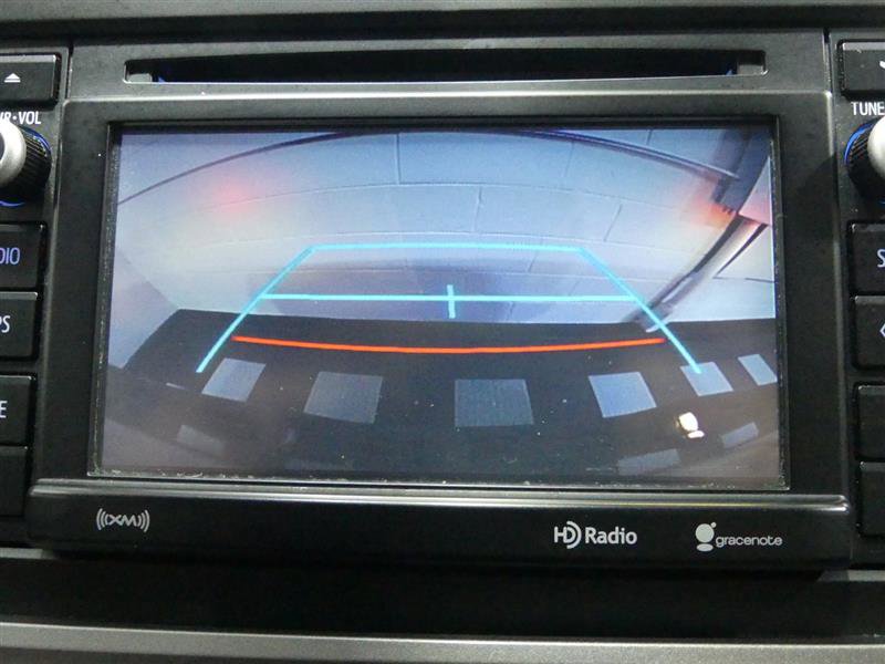 Used 2016 Toyota Tacoma SR5 w/ SR5 Appearance Package (SN) image 12