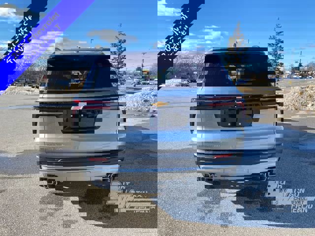 New 2026 Chevrolet Traverse LT w/ Driver Confidence Package image 4