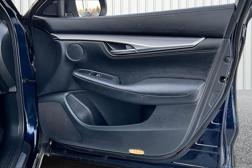 Used 2022 INFINITI QX55 Luxe image 26