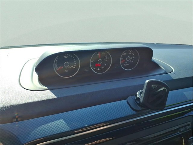 Used 2014 Volkswagen Beetle R-Line image 20