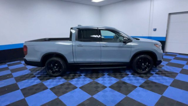 Used 2024 Honda Ridgeline Black Edition image 9