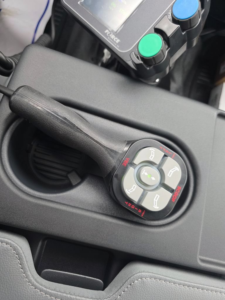 New 2026 Ford F550 4x4 Regular Cab Super Duty image 39