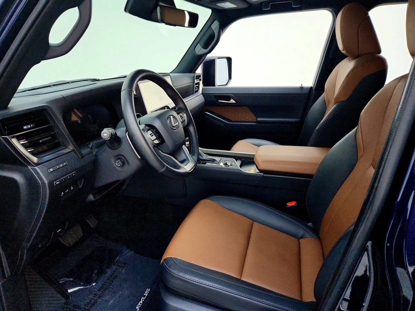 Used 2024 Lexus GX 550 w/ Accessory Package (31) image 11