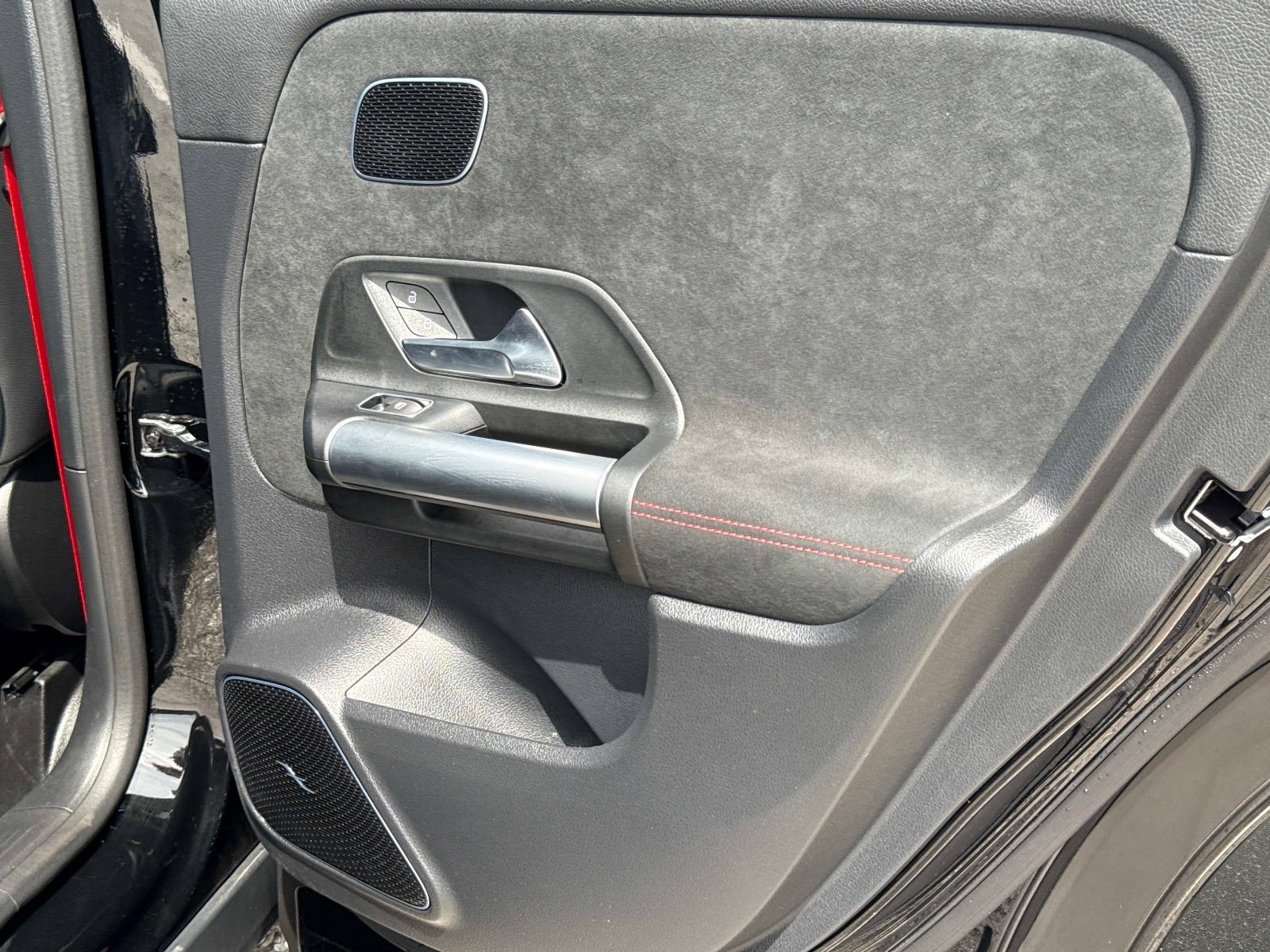 Used 2025 Mercedes-Benz GLA 35 AMG 4MATIC image 27