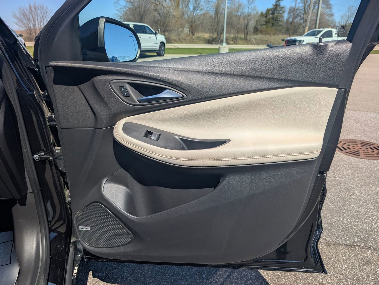 Used 2024 Buick Encore GX Avenir w/ Avenir Convenience Package image 32