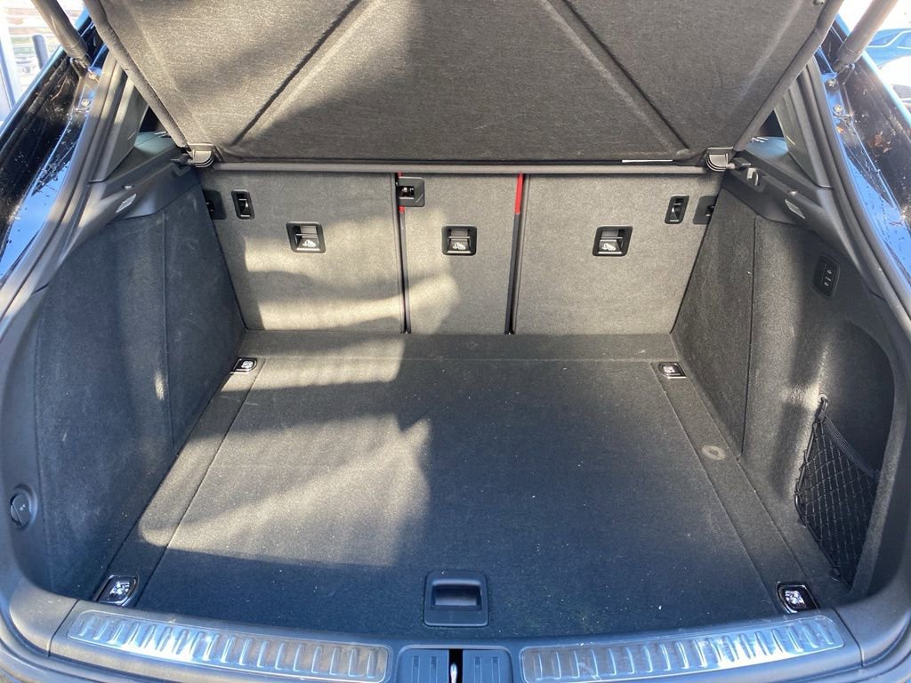 Used 2025 Porsche Macan S image 17