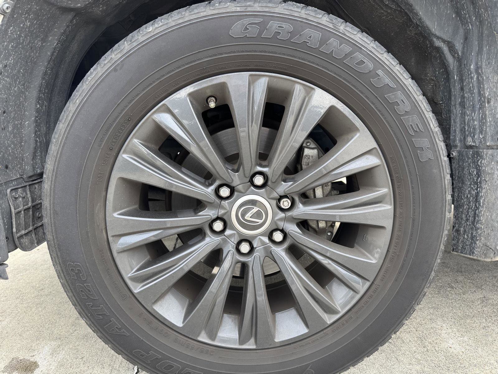 Used 2023 Lexus GX 460 Luxury image 3