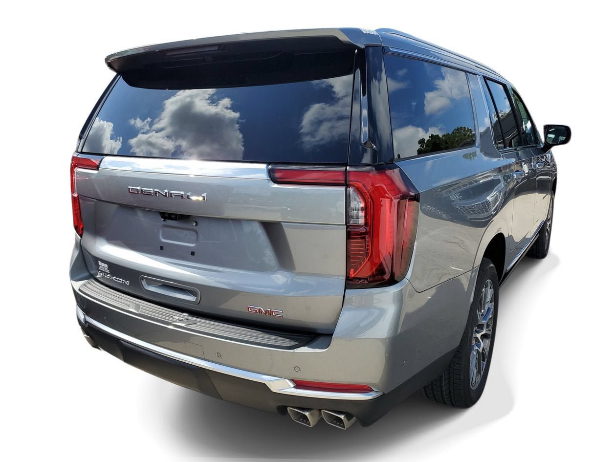 New 2026 GMC Yukon XL Denali w/ Denali Reserve Package AWD/4WD image 5