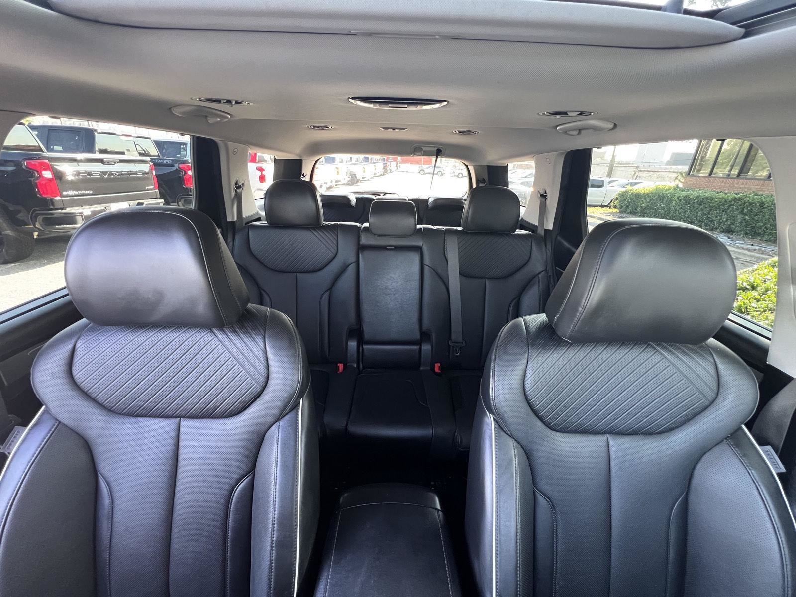 Used 2024 Hyundai Palisade SEL FWD image 31