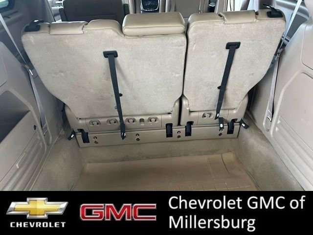 Used 2015 Chrysler Town & Country Touring-L w/ Driver Convenience Group image 33