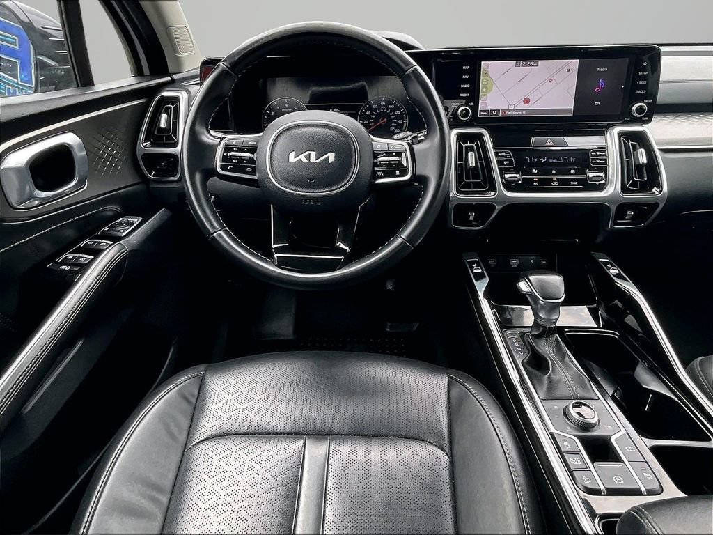 Used 2022 Kia Sorento SX AWD/4WD image 6