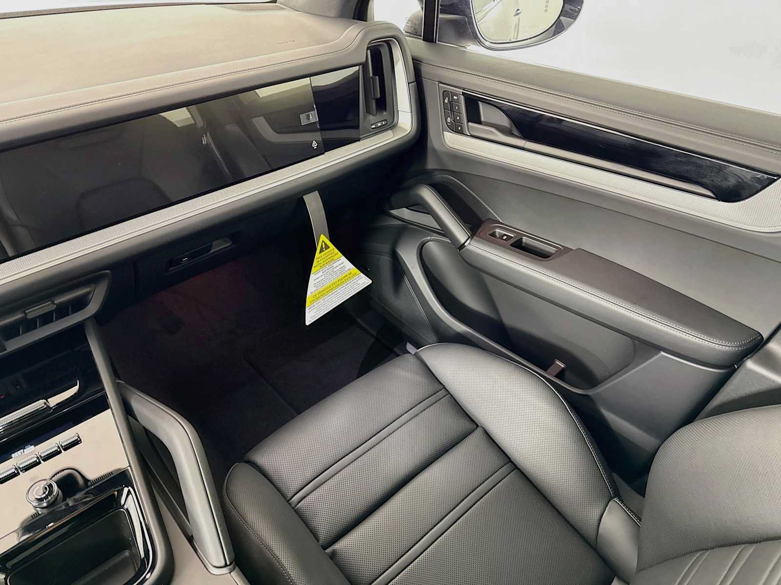 New 2026 Porsche Cayenne S AWD/4WD image 25
