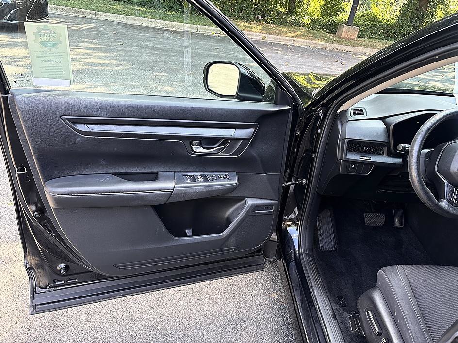 Used 2024 Honda CR-V EX image 9
