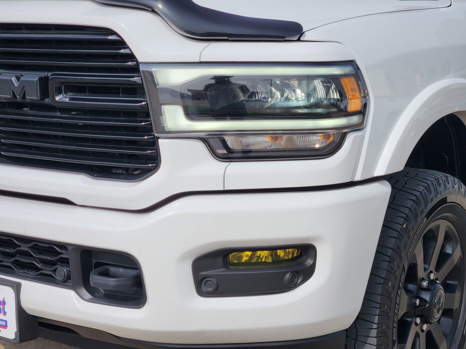 Used 2022 RAM 2500 Laramie w/ Night Edition AWD/4WD image 9