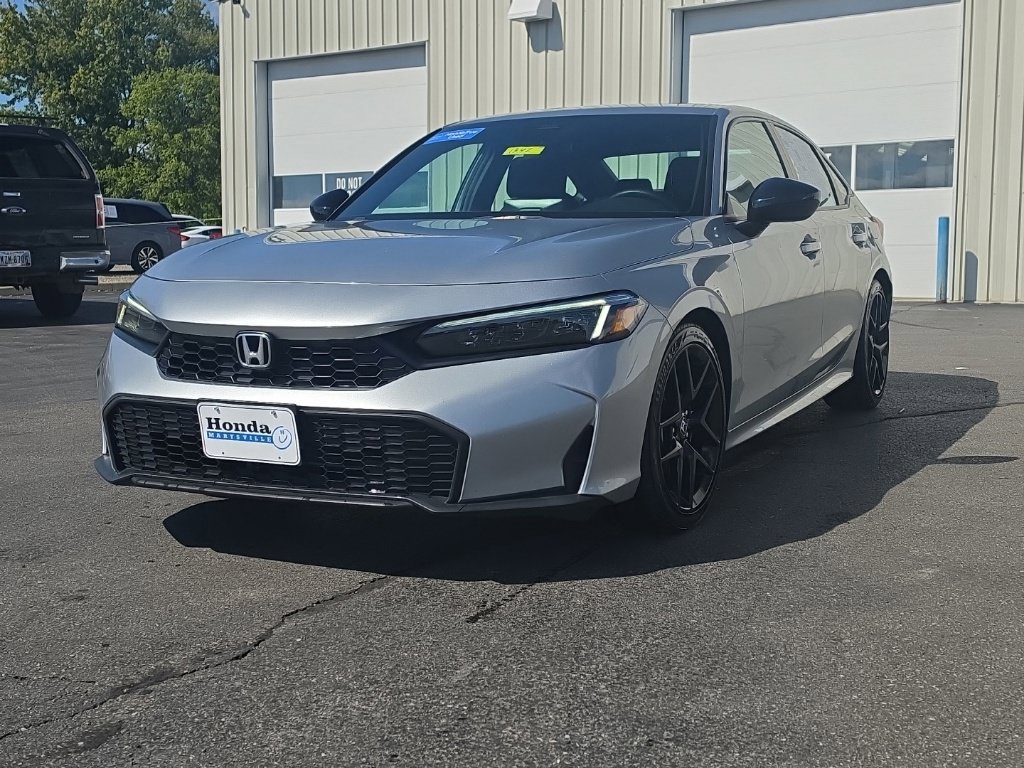 Certified 2025 Honda Civic Sport image 3