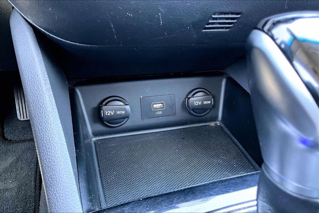 Used 2022 Hyundai Ioniq Blue FWD image 12