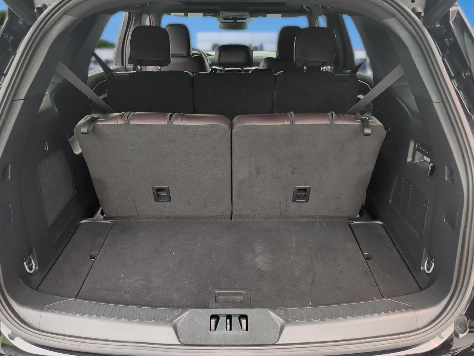 Used 2025 Ford Explorer Platinum AWD/4WD image 38