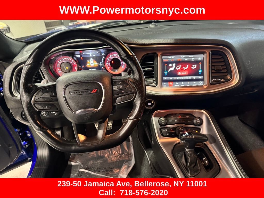 Used 2022 Dodge Challenger R/T w/ Shaker Package RWD image 27