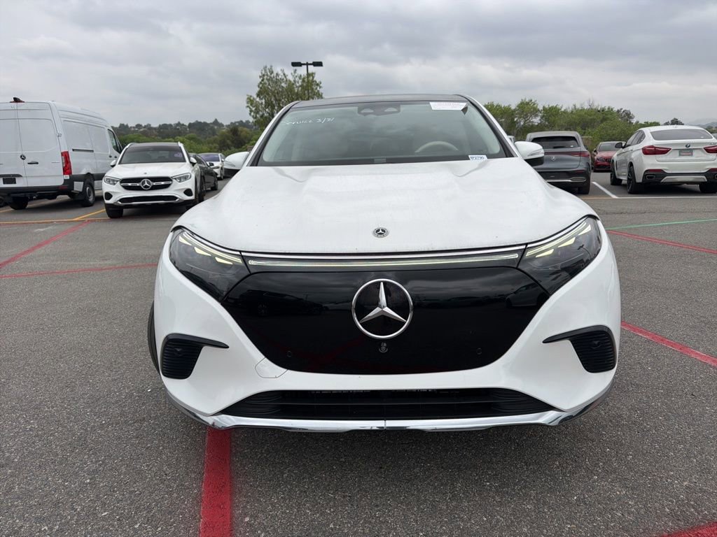Used 2023 Mercedes-Benz EQS 450+ SUV image 2