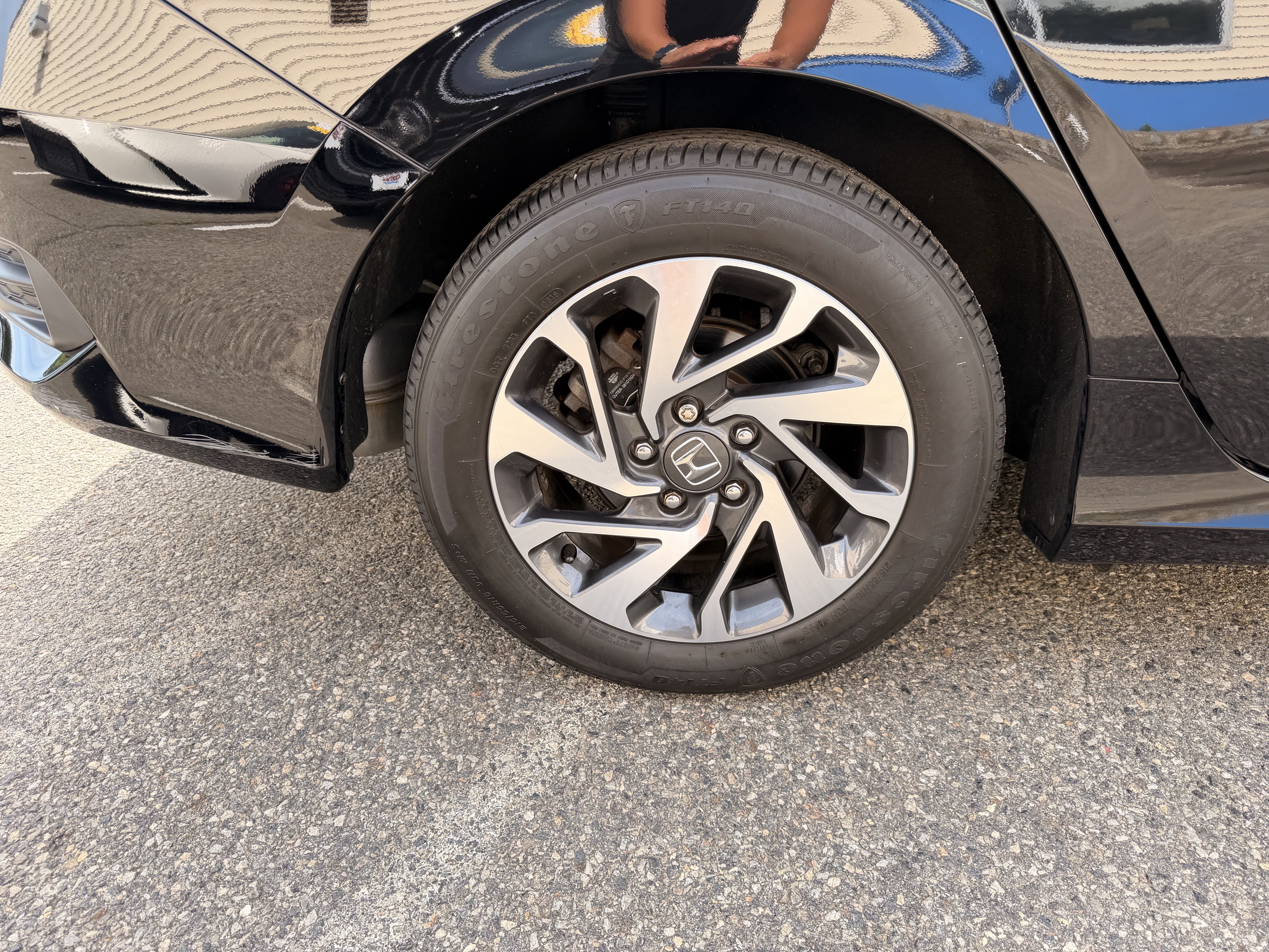 Certified 2018 Honda Civic EX image 9