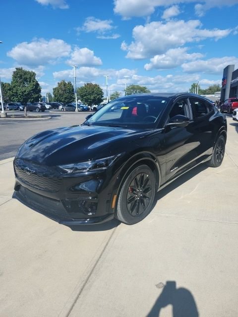 New 2025 Ford Mustang Mach-E Premium image 4