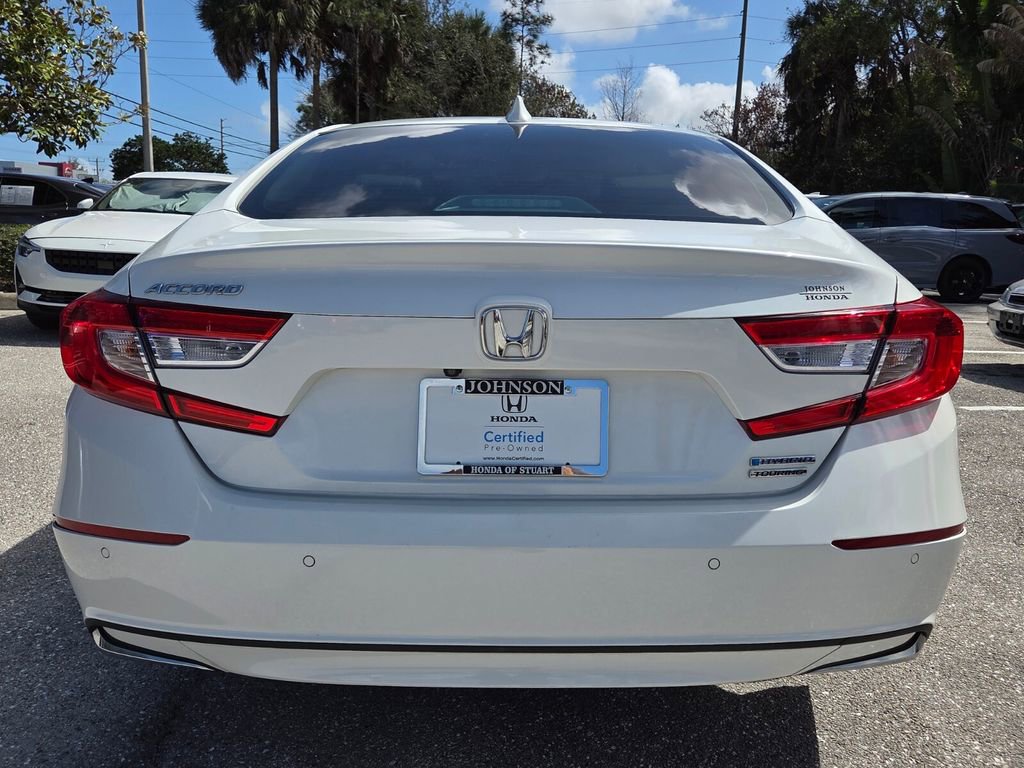 Certified 2018 Honda Accord Touring image 6