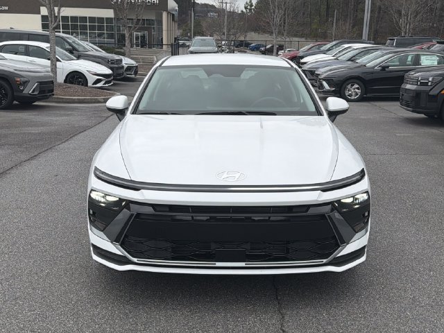New 2026 Hyundai Sonata SE FWD image 2