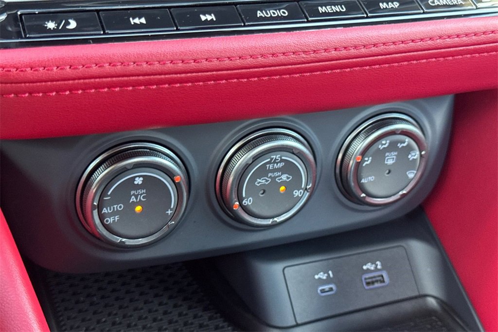 Certified 2025 Nissan Z Performance w/ Floor Mat Package image 20