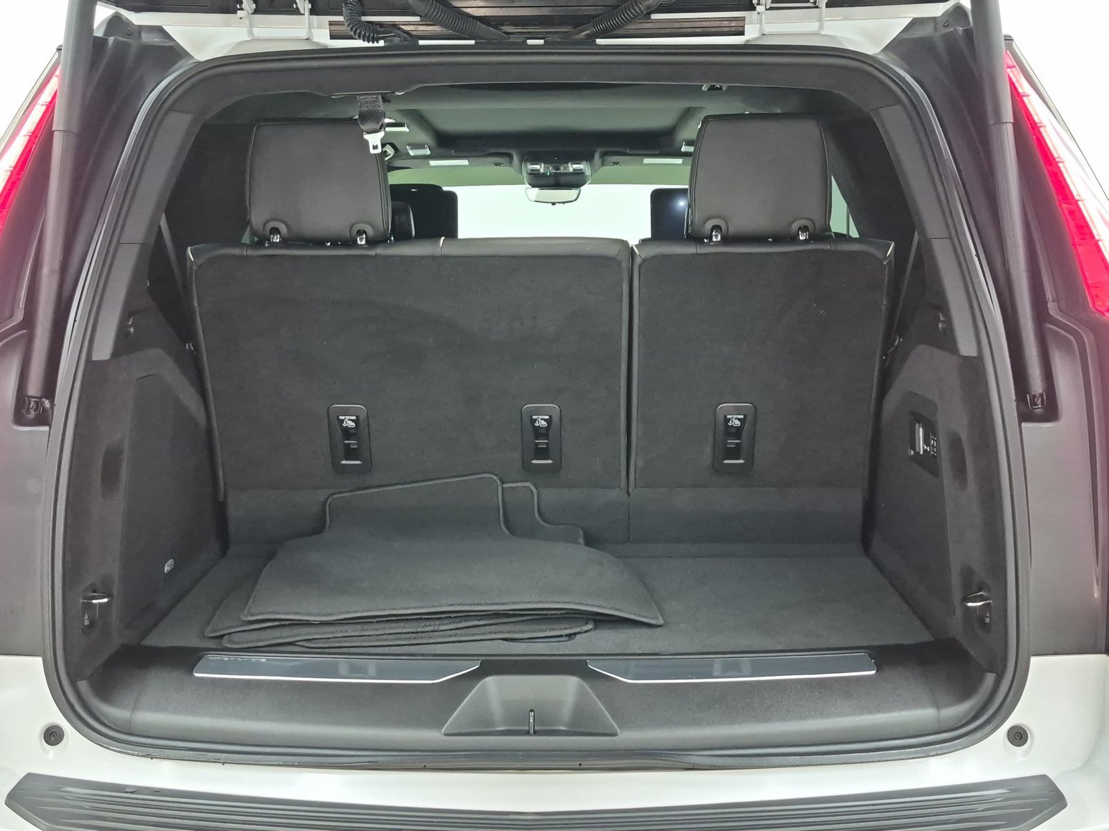 Used 2024 Cadillac Escalade Sport Platinum AWD/4WD image 10