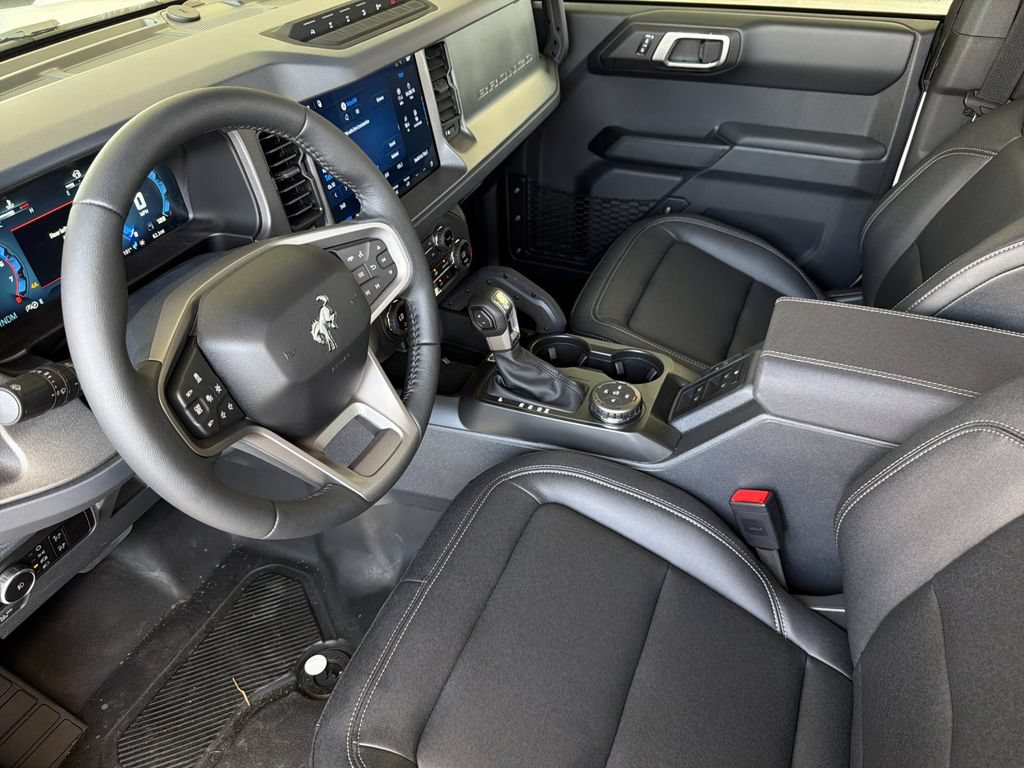 New 2026 Ford Bronco Badlands AWD/4WD image 9