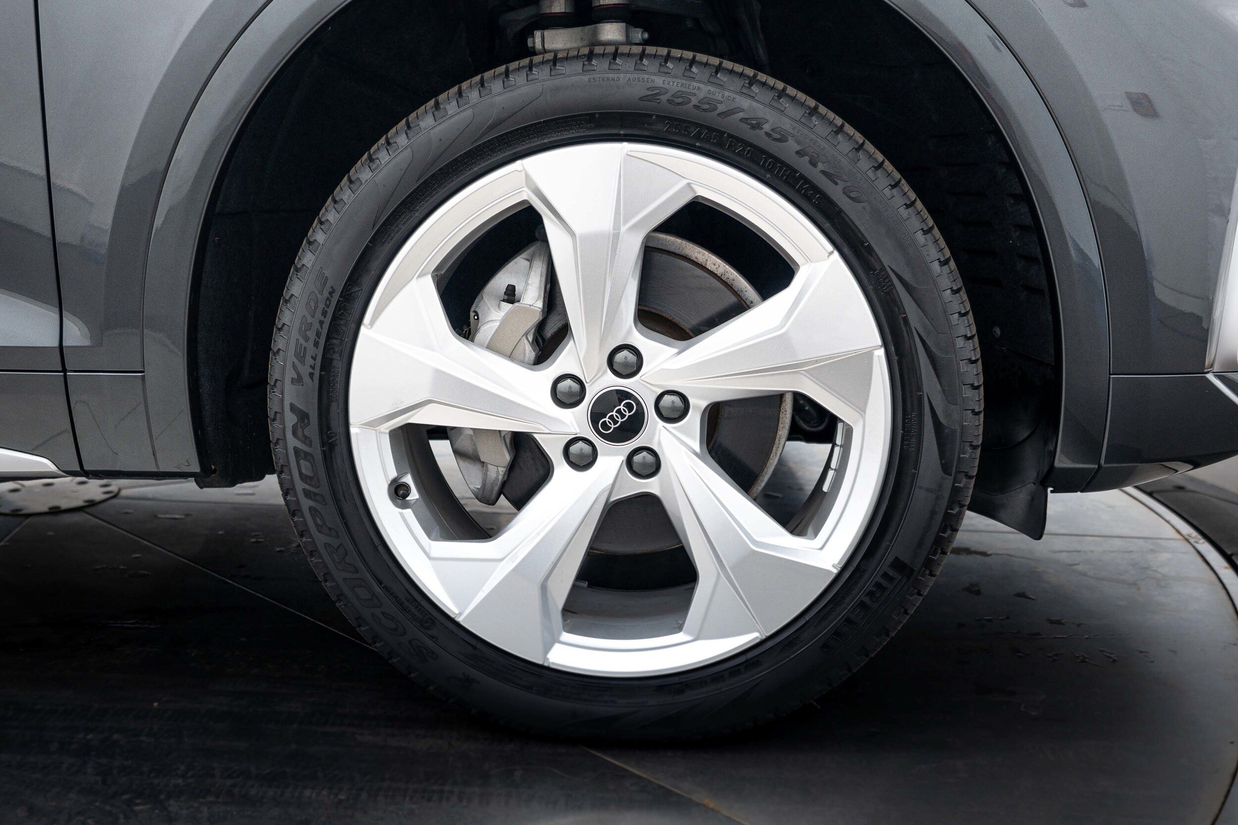 Certified 2024 Audi Q5 2.0T Premium Plus w/ Premium Plus Package AWD/4WD image 23