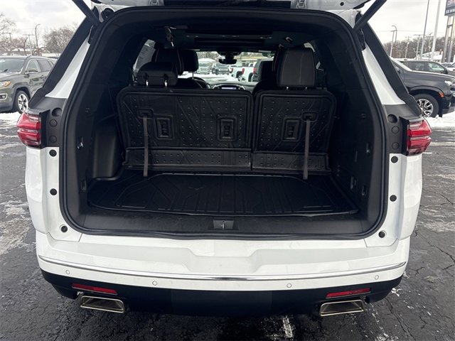 Used 2022 Chevrolet Traverse Premier w/ LPO, Floor Liner Package image 26
