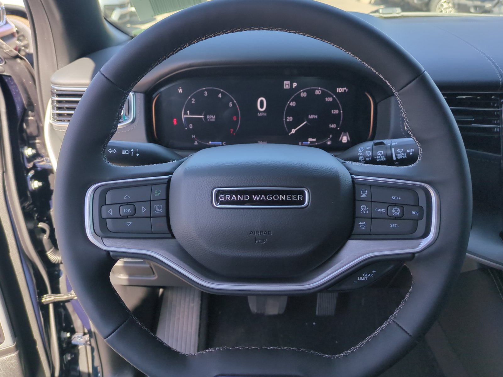 New 2026 Jeep Grand Wagoneer L Limited AWD/4WD image 9