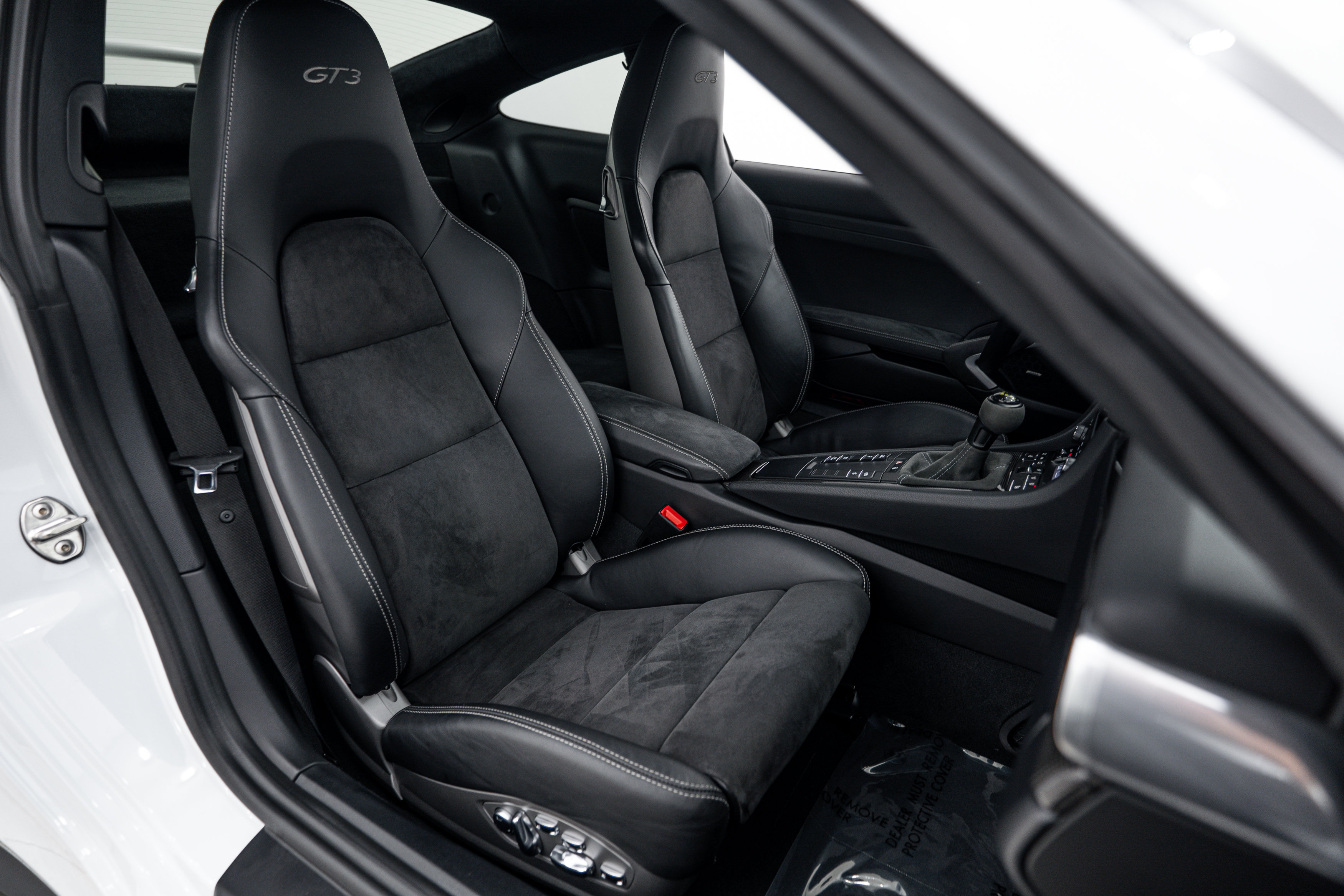 Certified 2018 Porsche 911 GT3 RWD image 16