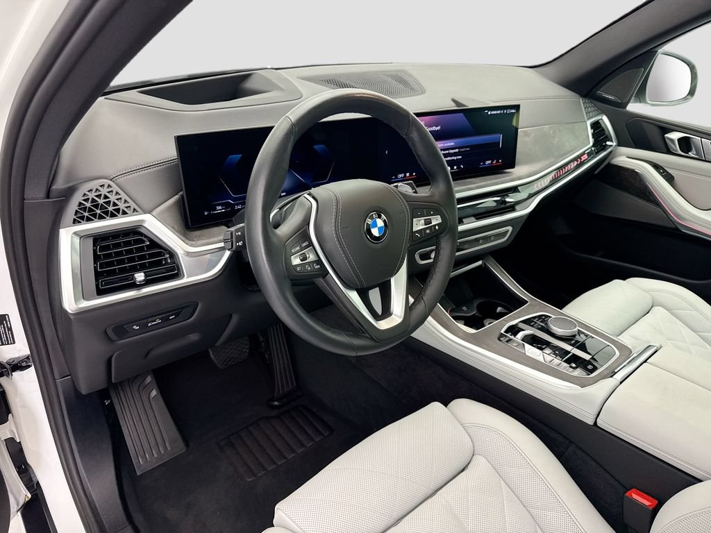 Certified 2026 BMW X5 xDrive40i w/ Climate Comfort Package AWD/4WD image 9