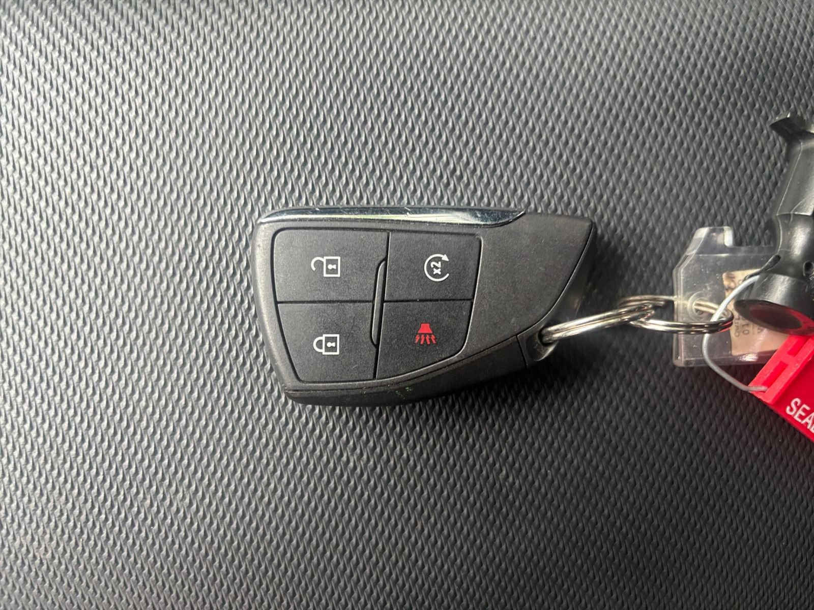 Used 2025 Chevrolet Equinox LT FWD image 25